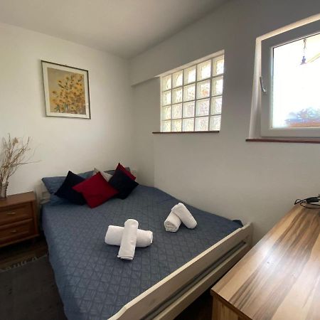 Studio Apartment Elsa Galižana Kültér fotó