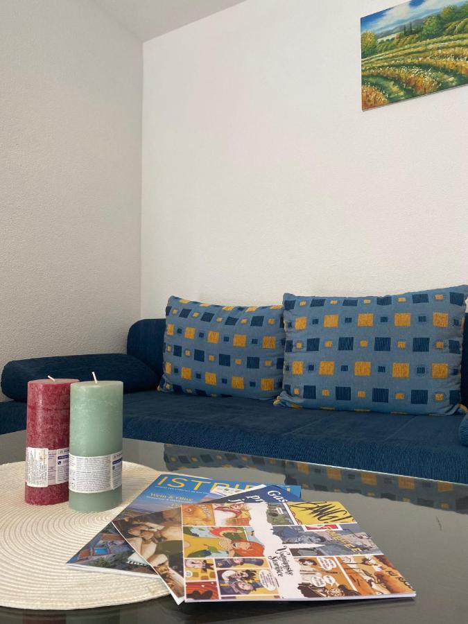 Studio Apartment Elsa Galižana Kültér fotó