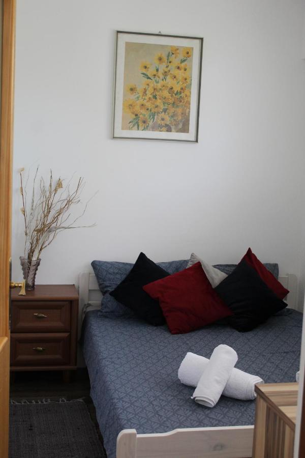 Studio Apartment Elsa Galižana Kültér fotó